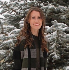 Meet your Posher, Ellen